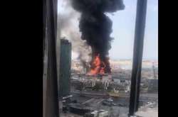 У Бейруті спалахнула нова масштабна пожежа у порту