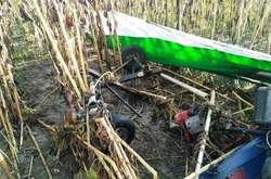 На Житомирщине в поле упал дельтаплан, погиб пилот