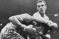 Мінтер в одному із своїх професійних боїв 