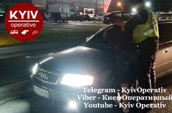 У Києві із погонею затримали чоловіка, який викрав дівчину – ЗМІ