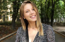  Татьяна Острецова обвинила звезду сериала «Слуга народа» в секс-домогательствах 
  