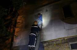 Рятувальники евакуювали з місця пожежі 33 людини, з них 4 дітей