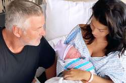 62-летний Алек Болдуин похвастался новорожденным сыном