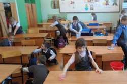 Ребенок может убирать в школе только по собственному согласию и согласия родителей, остальное – незаконно, – юрист