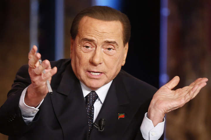 Хворий на коронавірус експрем’єр Італії Берлусконі провів 12 днів в лікарні