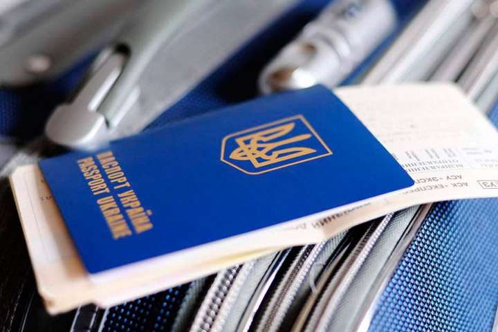 Глава МЗС відповів, чи загрожує Україні скасування безвізу з ЄС