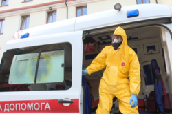 У бригад швидкої допомоги щодня додається роботи