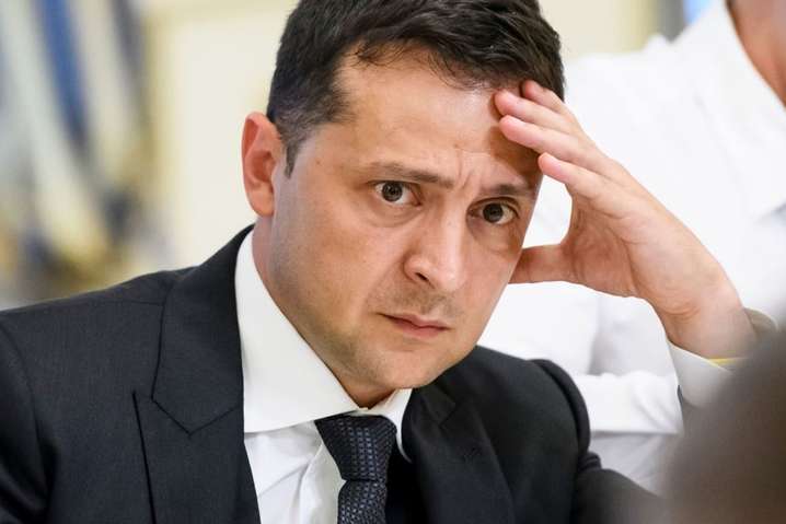 Президентський рейтинг Зеленського скотився до 29%