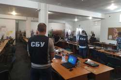 СБУ викрила злодіїв, які крали гроші з рахунків українців у держбанках