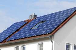 В Днепропетровской области уже 3,5 тыс. домохозяйств зарабатывают на солнечных электростанциях