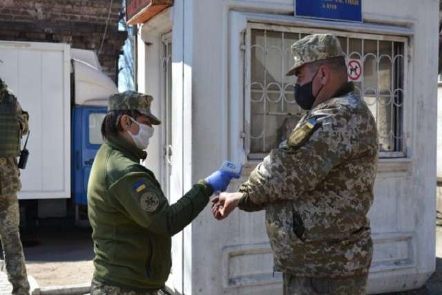 В українській армії минулої доби виявили рекордну кількість хворих на коронавірус