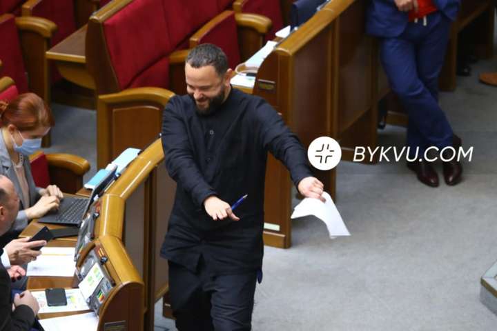 Як Дубінський підтанцьовуючи збирає депутатське об’єднання «Київ без Кличка» (фото)
