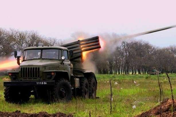 Росія ще перекинула на Донбас «Гради» і вагони з боєприпасами