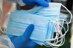 1,1 млрд грн підуть на закупівлі засобів індивідуального медичного захисту, 6 млрд грн — на доплати викладачам, а ще майже 3,4 мільярда гривень — на технічне забезпечення навчальних закладів