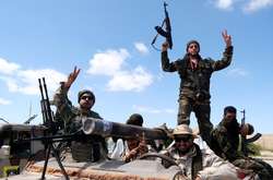 Війна у Лівії: повстанці почали переговори з урядом