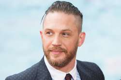 Договір із зіркою фільму «Веном» планувалося укласти вже в листопаді, однак через коронавірус офіційно актор отримає роль тільки в 2021 році