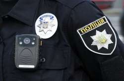 На Прикарпатті розшукали хулігана, який пошкодив прапори на могилі загиблого бійця АТО