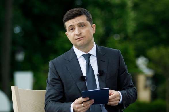 Президент України Володимир Зеленський відповів на петицію про його відставку - Зеленський відповів на петицію про його відставку