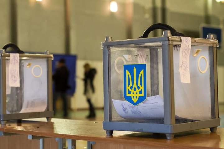 Карантин і вибори: у ЦВК пояснили, як голосуватимуть на дільницях 
