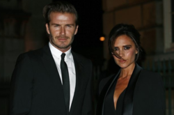 45-летний футболист Дэвид Бекхэм похвастался формами возлюбленной Виктории