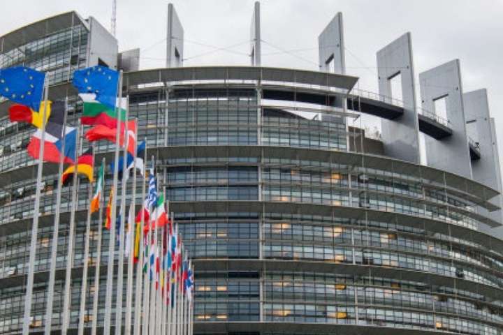 Європарламент планує відкрити центр тестування на коронавірус