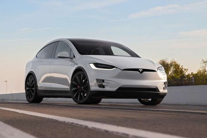 Маск пообещал выпустить бюджетный автомобиль Tesla