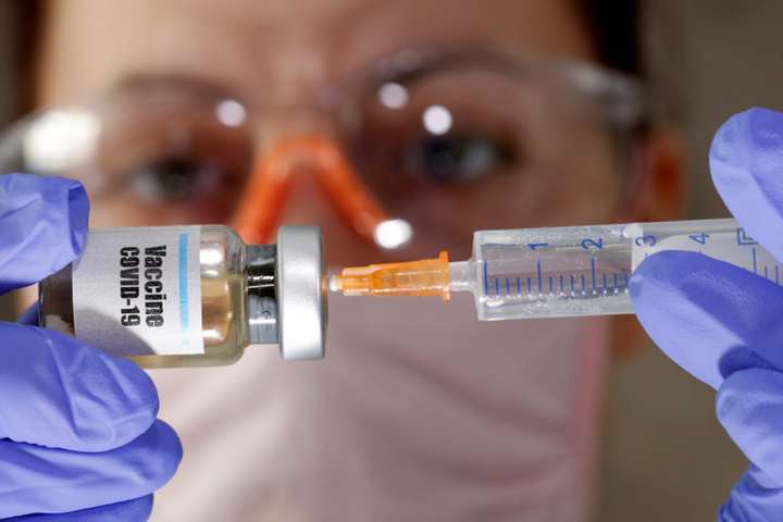 Польща почала виробництво ліків проти коронавірусу