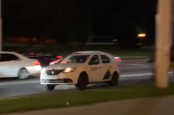 Люк Бессон відпочиває: як в Мінську таксист врятував протестувальника