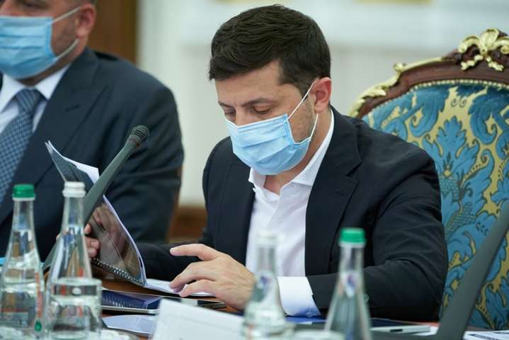 Зеленський сподівається, що Рада найближчим часом ухвалить законопроєкт щодо «інвестиційних нянь»