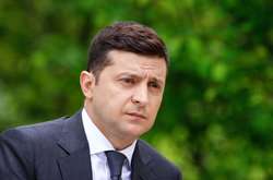 За підсумками попереднього саміту були підписані угоди щодо фінансової підтримки громадянського суспільства, децентралізації, антикорупційних заходів і реформ