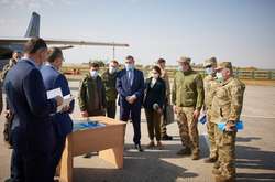 Після катастрофи АН-26 Зеленський запросив інформацію про всю військову техніку