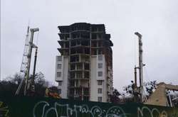 Будинок на вул. Мирній, 2/1 зводиться із порушеннями Генплану