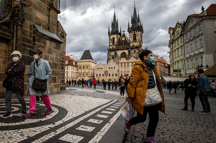 Чехія планує оголосити надзвичайний стан через пандемію
