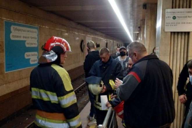 Смерть чоловіка в київському метро: поліція розповіла про загиблого