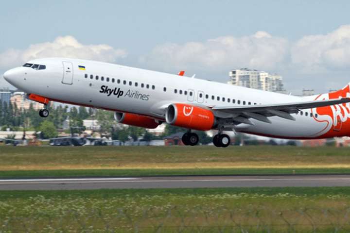 SkyUp вирішила не скасовувати рейсів до Вірменії