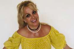  38-летняя Бритни Спирс наслаждается теплыми днями в компании 26-летнего бойфренда Сэма Асгари 
  