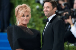 Актер Хью Джекман с женой