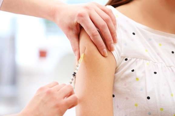 Німеччина почала тестувати вакцину від Covid-19 на людях