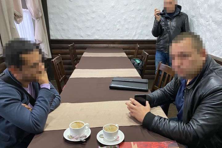 На Київщині іноземець намагався підкупити співробітника СБУ (фото)