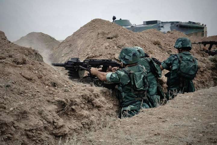 Азербайджан заявив про загибель 19 мирних жителів через конфлікт у Карабаху