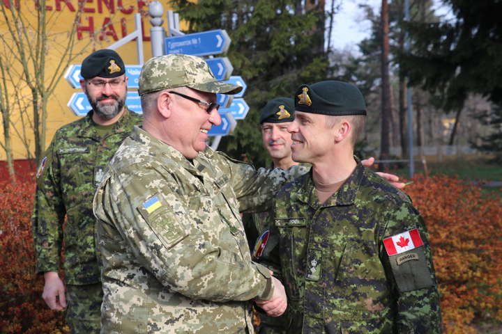 Канада виділить понад $3 млн на безпеку й оборону України