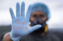 Лікар пояснив, скільки хворий коронавірусом заразний для оточуючих