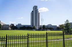  Walter Reed – найбільший в США військово-медичний центр 