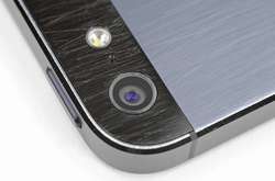 Apple запатентовала смартфон, который способен восстанавливать экран от царапин