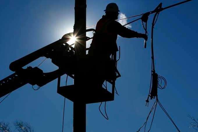 Электроснабжение в Донецкой области полностью восстановлено 