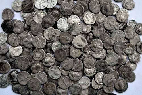 Іноземці продали киянину фальшиві монети на 1,5 млн грн