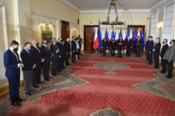 Польща скасувала церемонію складання присяги оновленим урядом