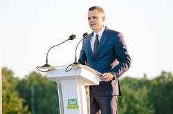 Олексій Кучер заступився за президента Зеленського і відповів меру Дніпра Філатову