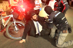 Это вам не Умань. Видео для сравнения: как израильская полиция «воспитывает» хасидов