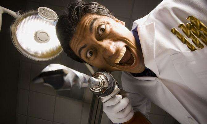 Пациентка умерла на приеме у стоматолога: доктору сообщили о подозрении